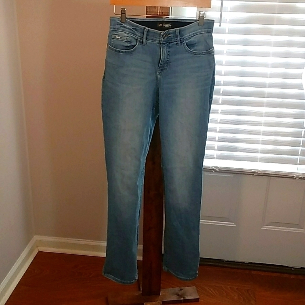 Lee Regular Fit Straight Leg Mid Rise Flex Motion Womens Blue Denim Jeans Size 8